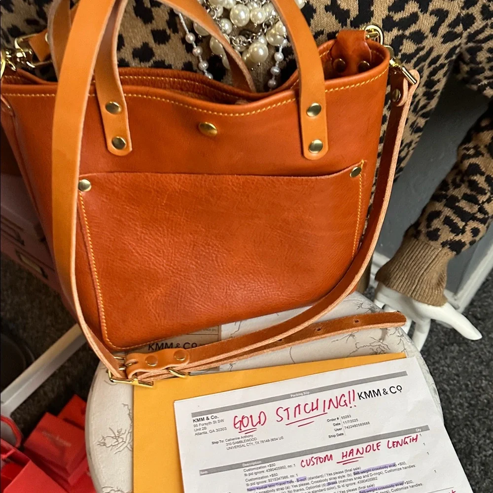Offers? KMM &Co pumpkin bulldog, mini travel tote NEW - Picture 8 of 10